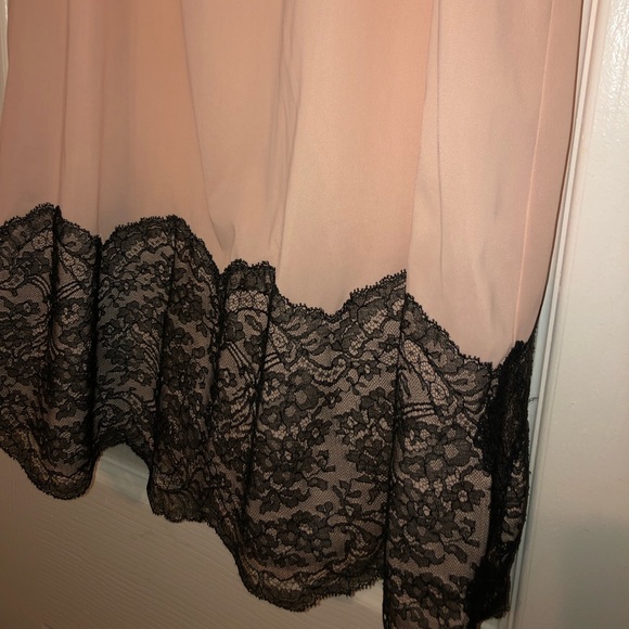 Pink peach vintage Vanity Fair half slip - Picture 3 of 7